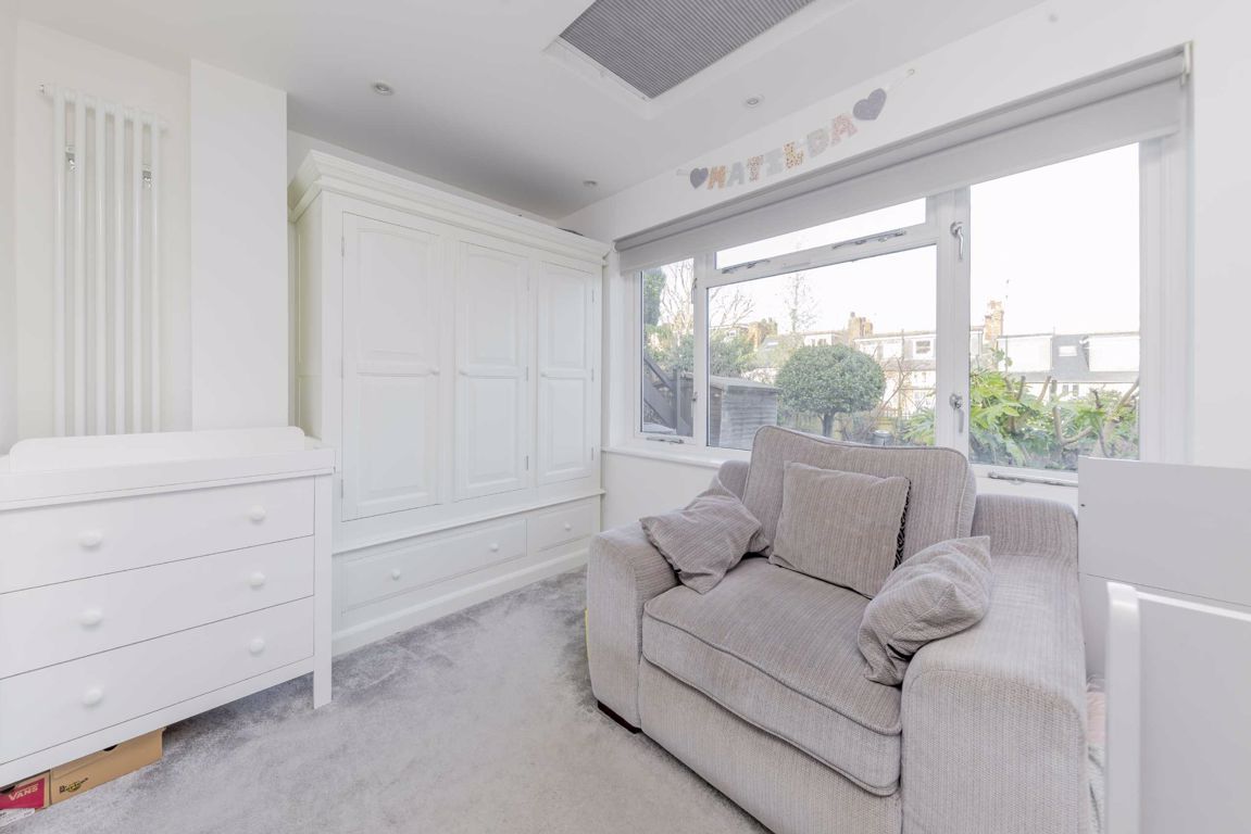 2 bed flat for sale in Onslow Gardens, London N10 Zoopla