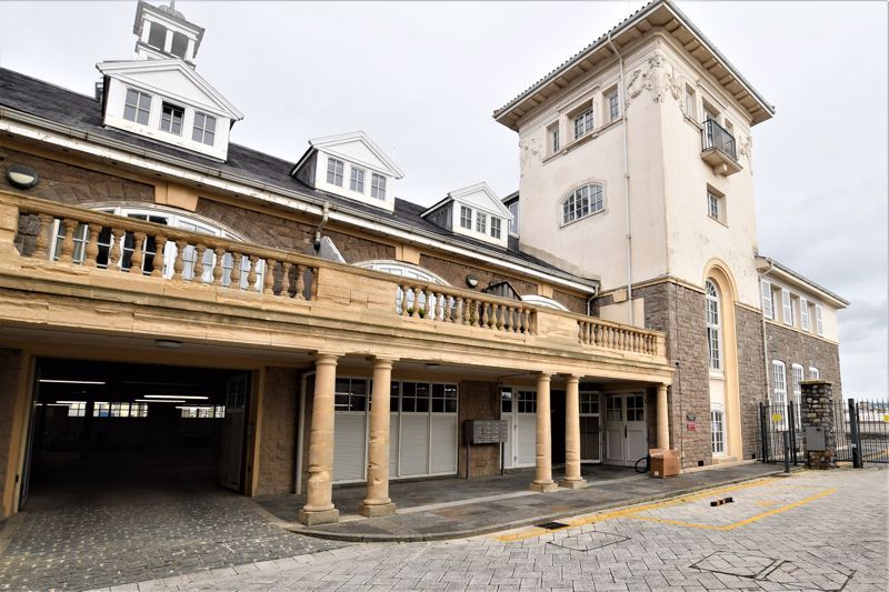 2 bed flat for sale in Knightstone Causeway, WestonSuperMare BS23