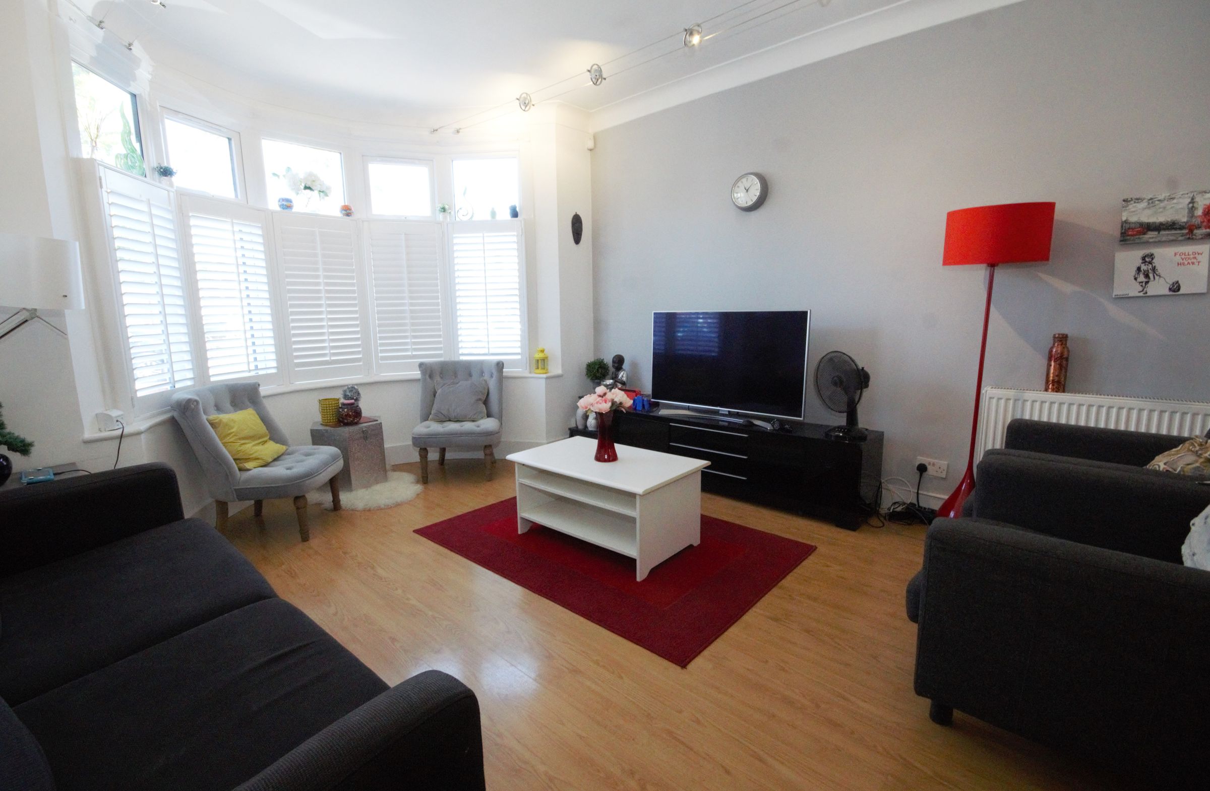 3 bed semidetached house to rent in Blenheim Road, North Harrow