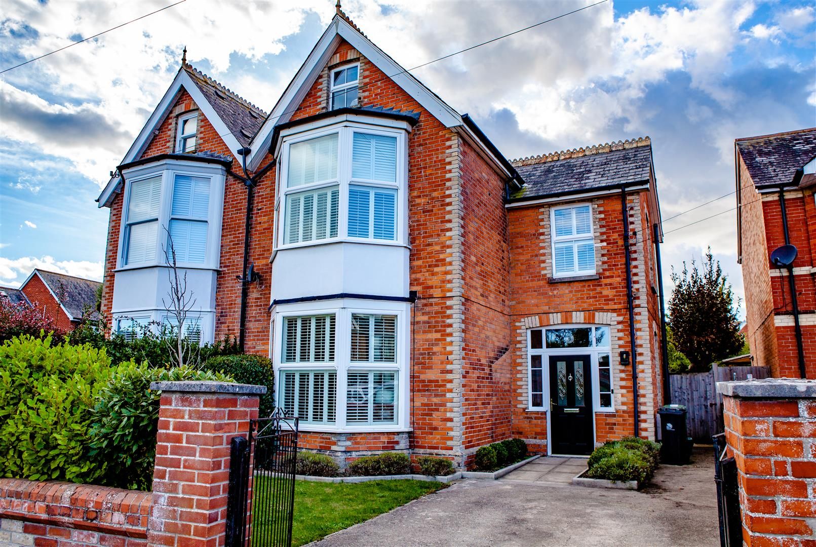 5 bed semidetached house for sale in Roman Road, Radipole, Weymouth