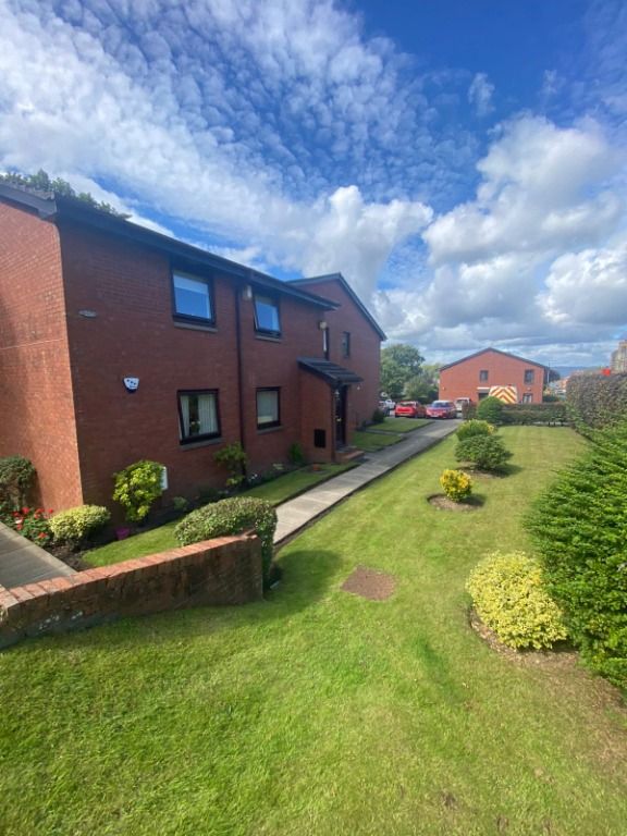 2 bed flat for sale in Neilston Road, Paisley, Renfrewshire PA2 Zoopla