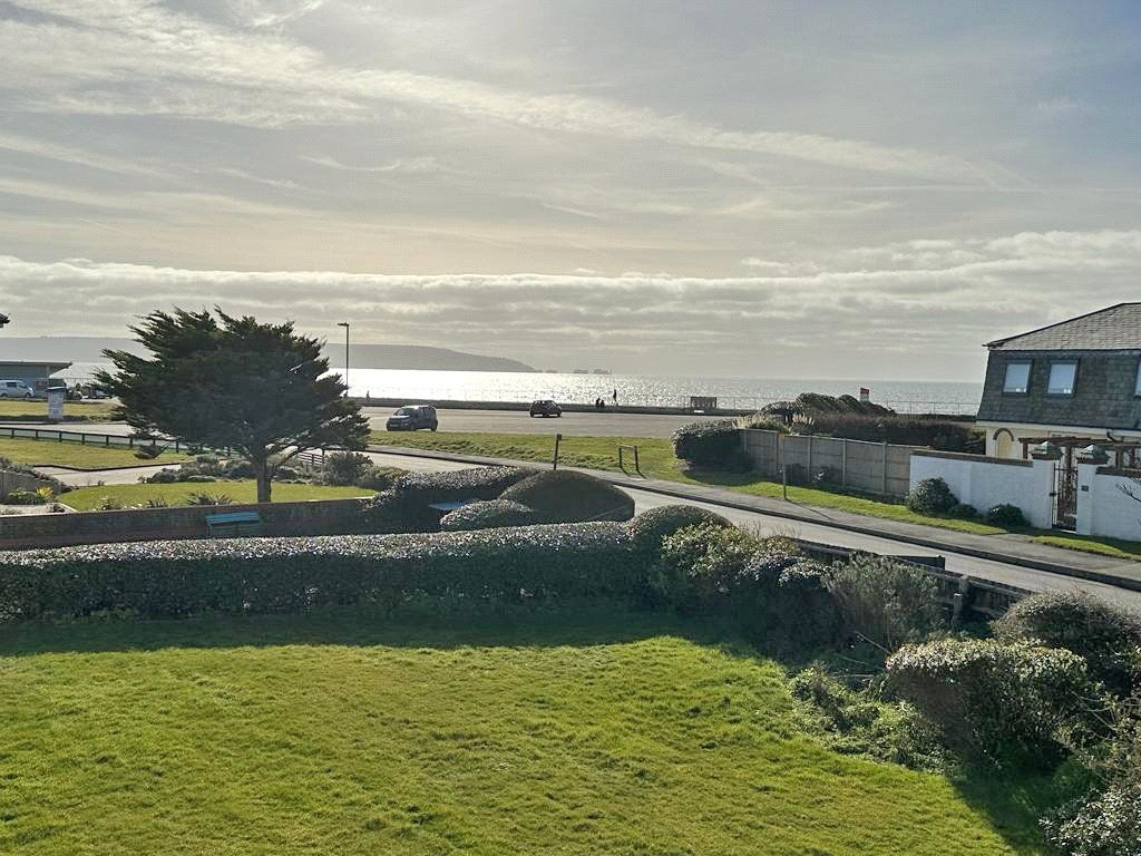 2 bed flat for sale in Overstrand Crescent, Milford On Sea, Lymington