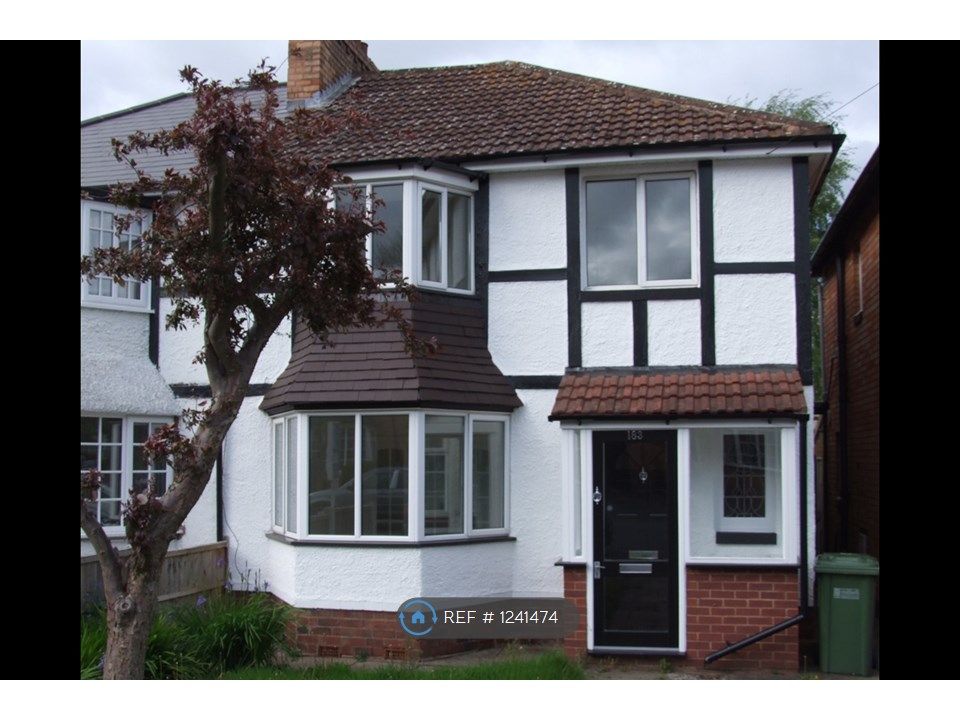 3 bed semidetached house to rent in Ulverley Green Road, Solihull B92