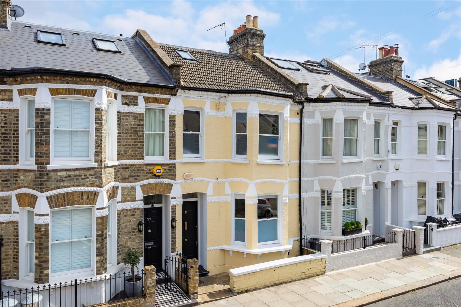 4 bed property for sale in Ackmar Road, Parsons Green, London SW6 Zoopla