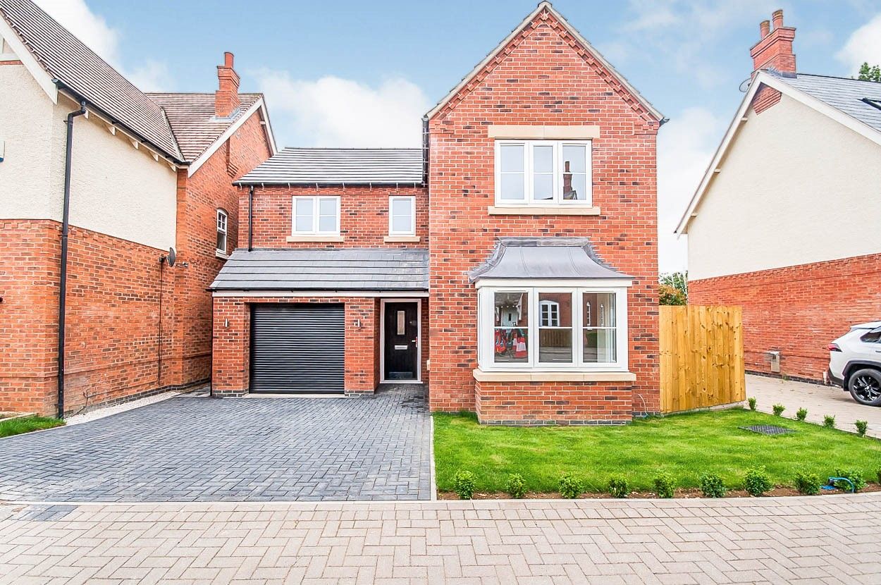 4 bed detached house for sale in Glengarry Way, Greylees, Sleaford NG34