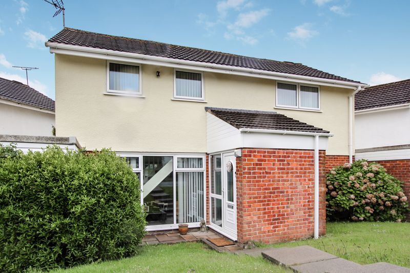 4 bed detached house for sale in Cardigan Crescent, Boverton, Llantwit