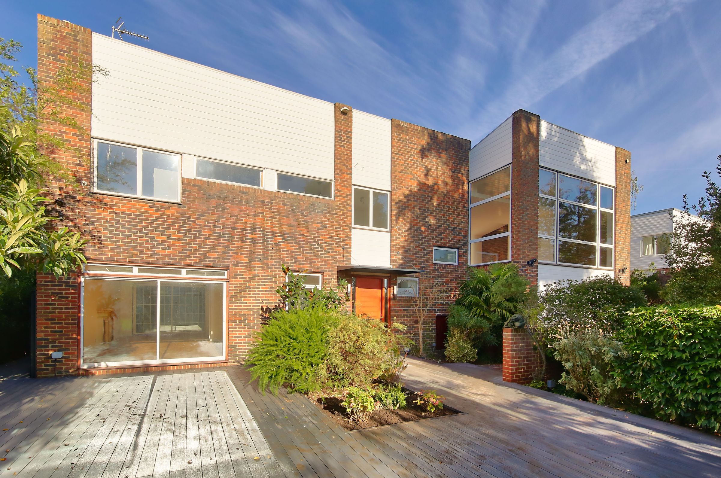 6 bed detached house to rent in Lord Chancellor Walk, Coombe, Kingston