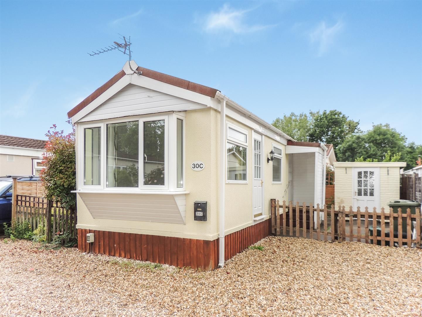 1 bed mobile/park home for sale in Kingsway Park, Tower Lane, Warmley