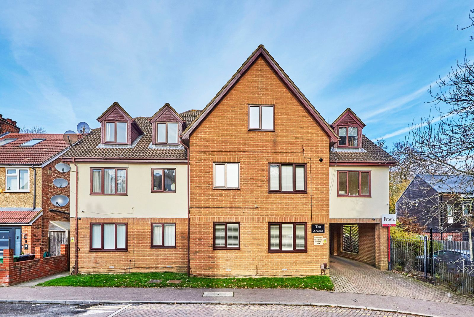 1 bed flat for sale in The Acorns, Wynchlands Crescent, St. Albans