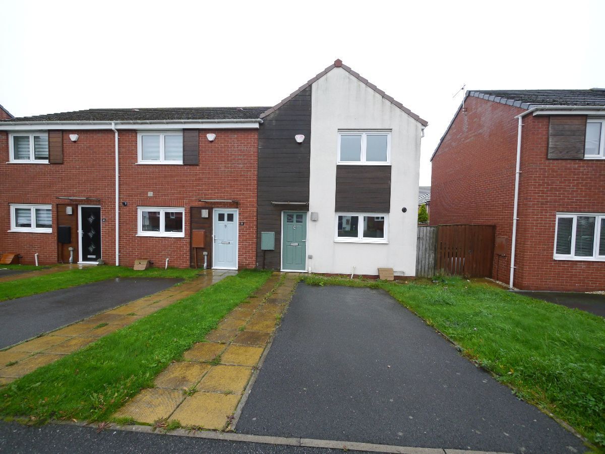 3 bed end terrace house to rent in White Swan Close, Killingworth