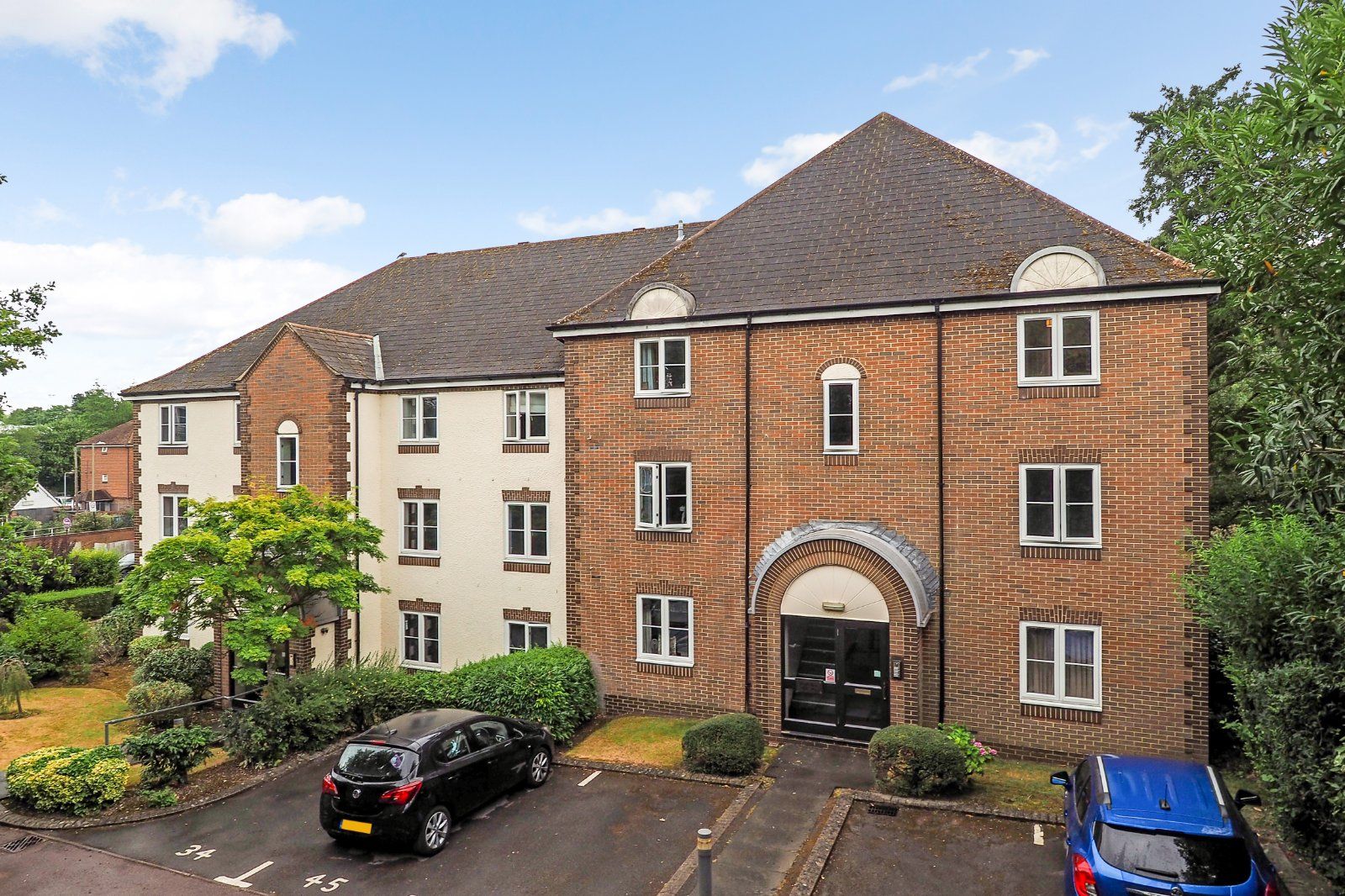 1 bed flat for sale in Waterside Court, Alton, Hampshire GU34 Zoopla