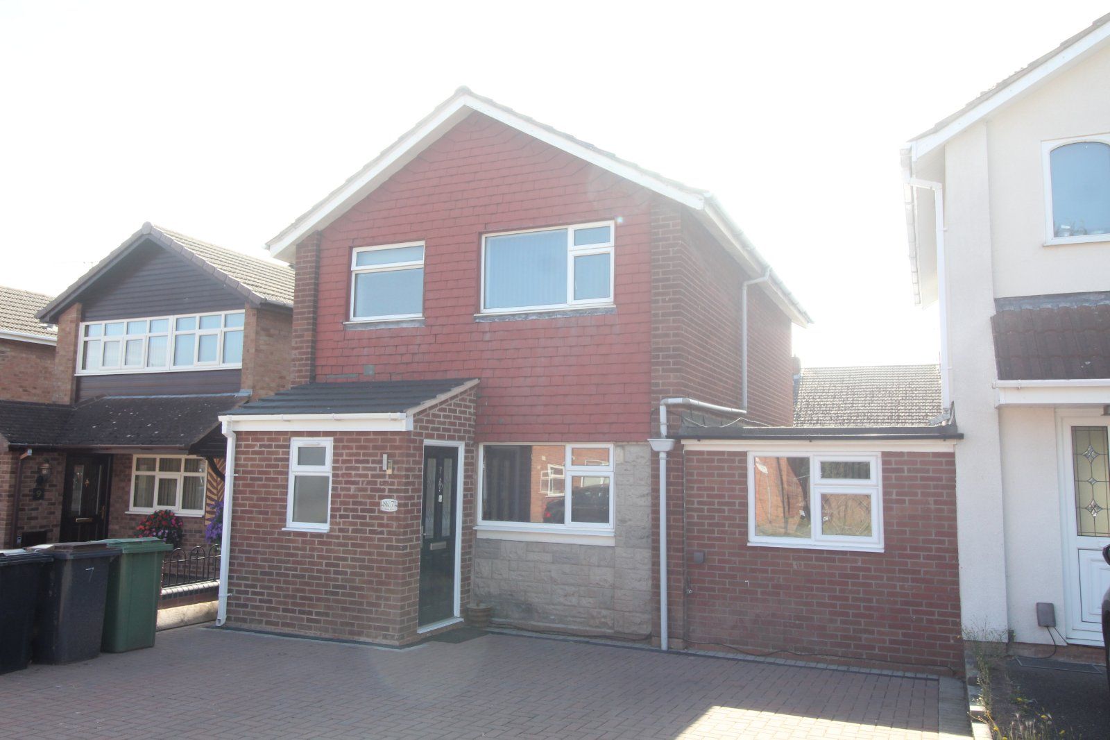 3 bed detached house for sale in Montrose Drive, Nuneaton, Warwickshire CV10 Zoopla