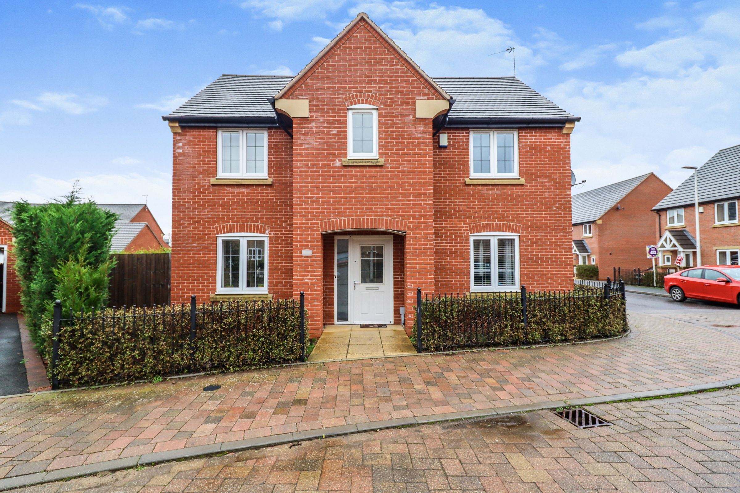 3 bed detached house for sale in Roundhouse Drive, Cawston, Rugby CV22 Zoopla