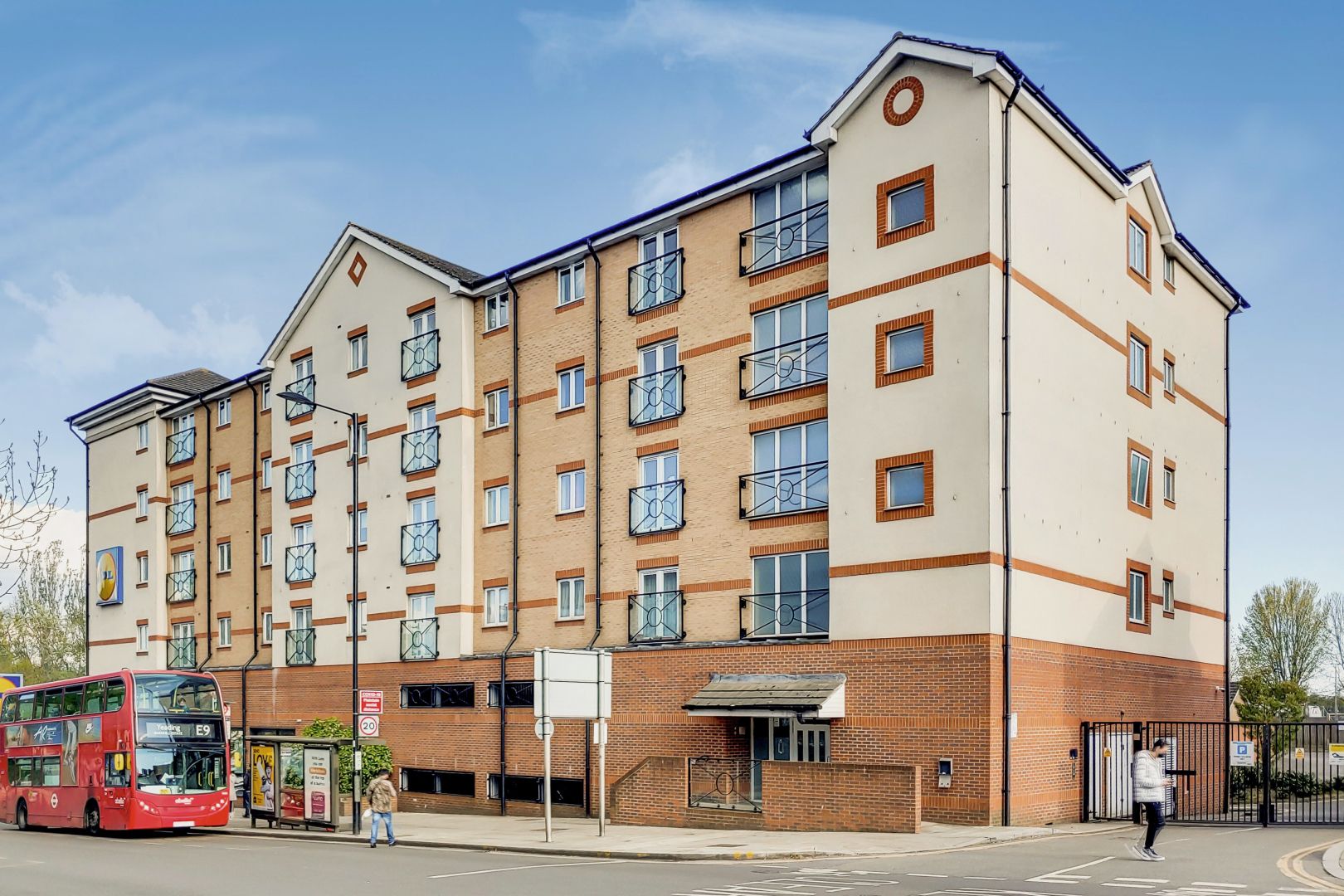 309 Ruislip Road East Greenford UB6  