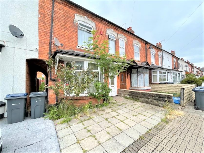 5 bed terraced house for sale in Alexander Road, Acocks Green