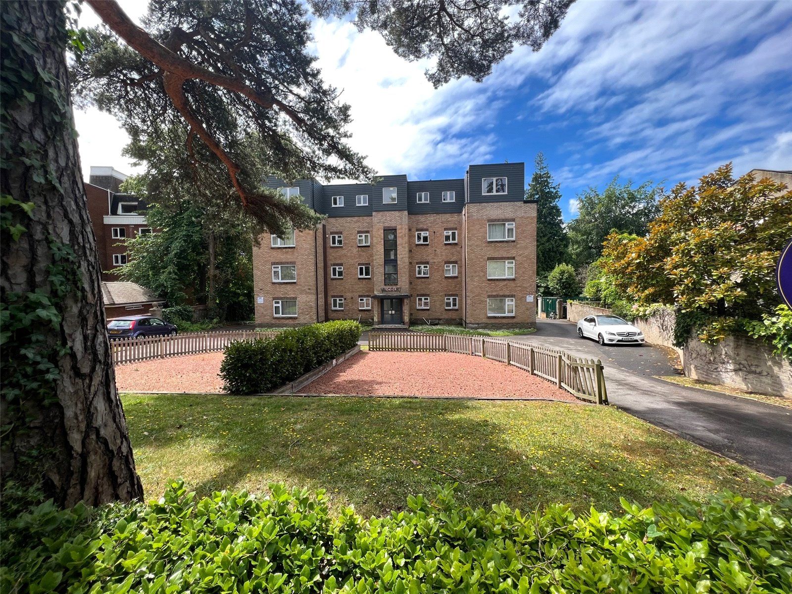 1 bed flat for sale in Branksome Wood Road, Bournemouth BH4 Zoopla