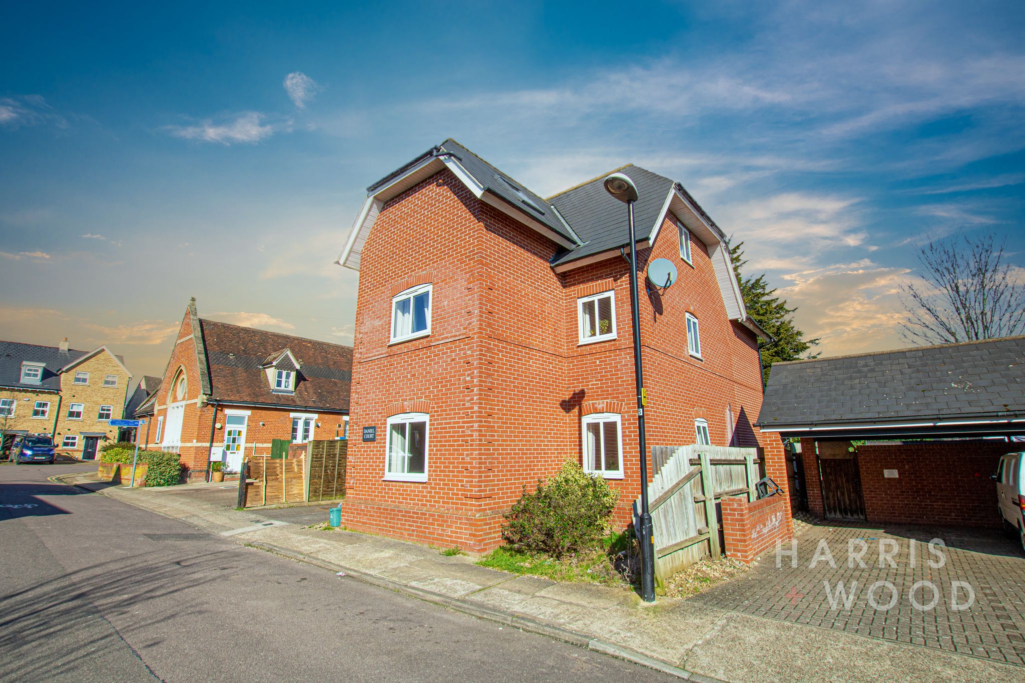 2 bed flat to rent in St Leonards Road, Colchester, Essex CO1 Zoopla