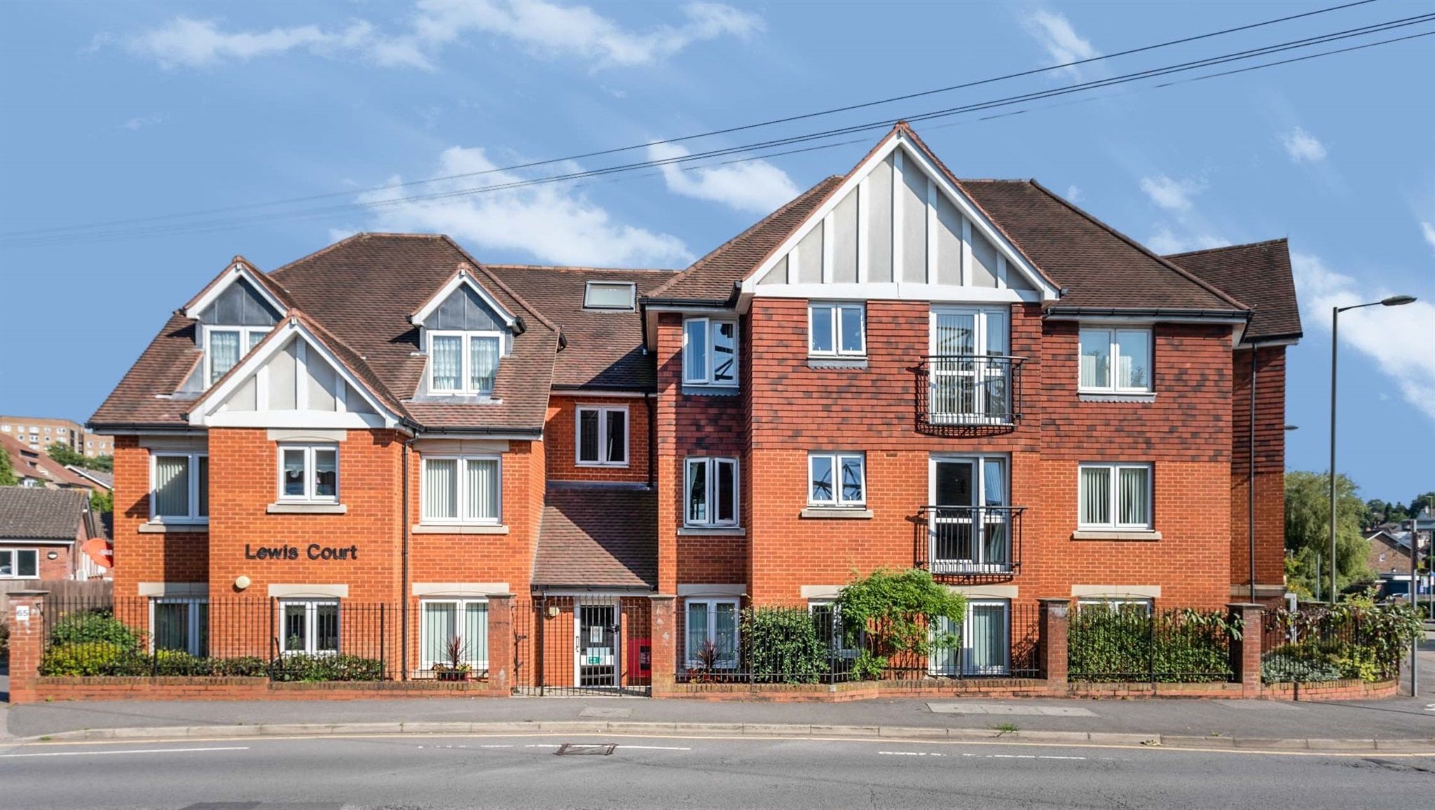 2 bed property for sale in Linkfield Lane, Redhill RH1 Zoopla