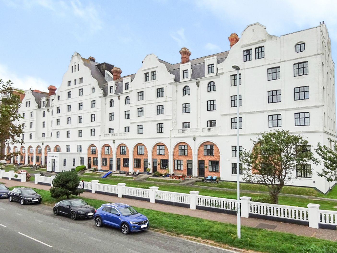 1 bed flat for sale in Dolphin Lodge, Grand Avenue, Worthing BN11 Zoopla