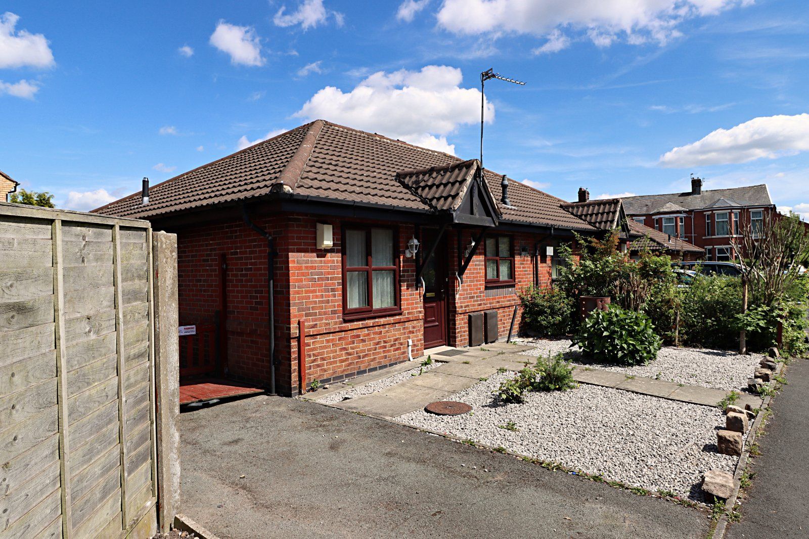 2 bed bungalow for sale in Bay Street, Blackburn, Lancashire BB1 Zoopla