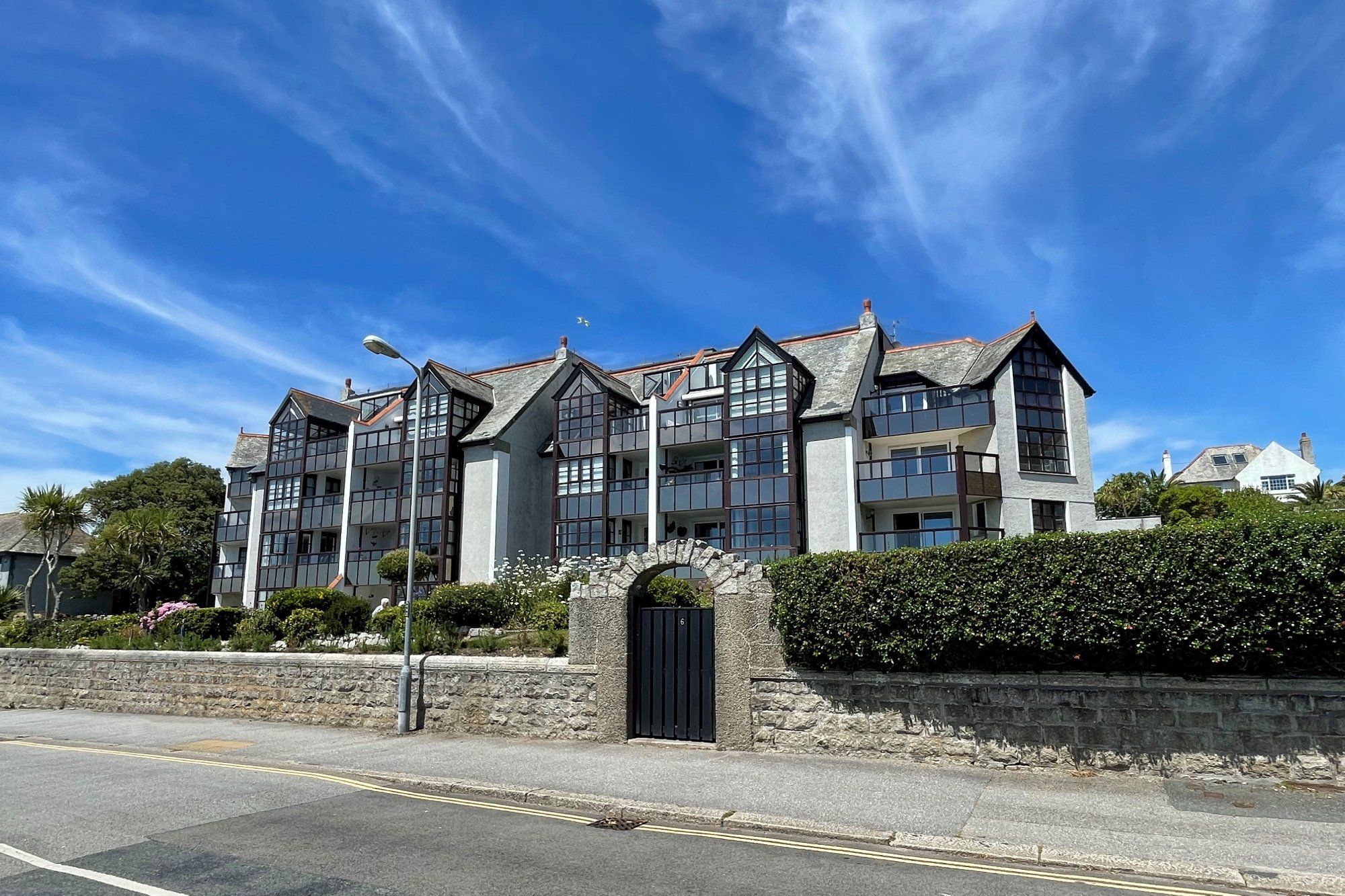 2 bed flat for sale in Cliff Road, Falmouth TR11 Zoopla