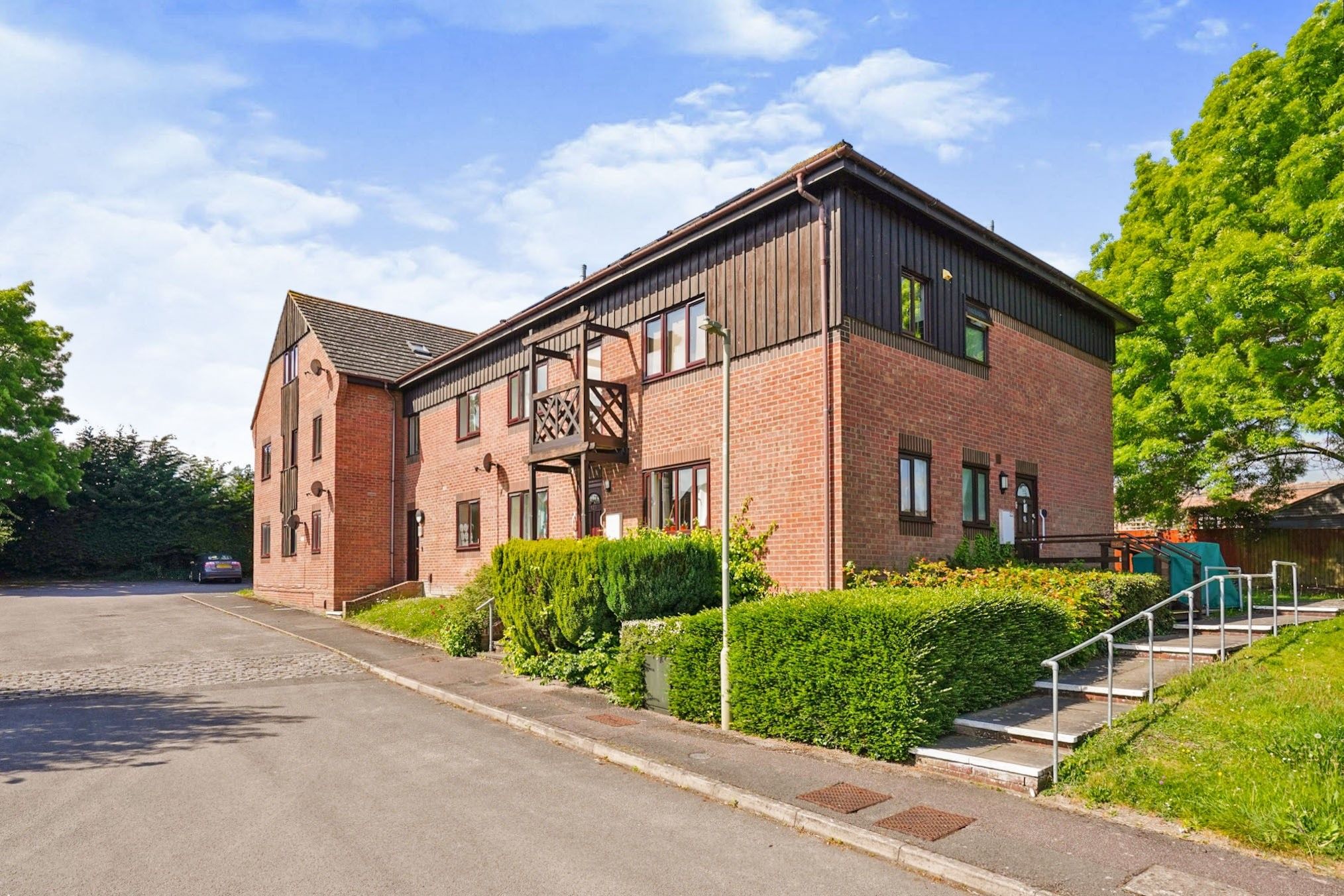 2 bed flat for sale in Roebuck Court, Didcot OX11 Zoopla