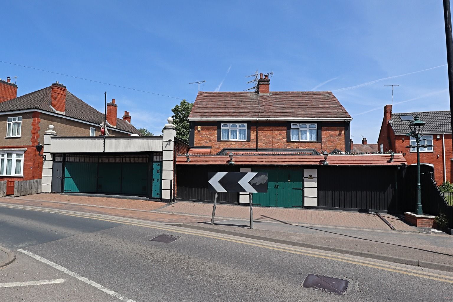 3 bed detached house for sale in Central Avenue, Abbey Green, Nuneaton