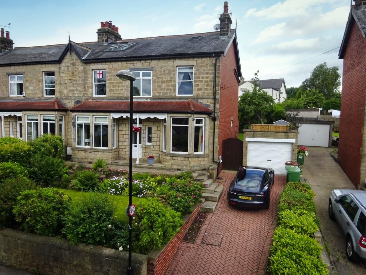 5 bed property for sale in Newlaithes Road, Horsforth, Leeds LS18 Zoopla