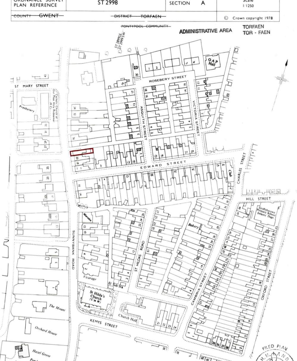 3 bed end terrace house for sale in Sunnybank Road, Griffithstown