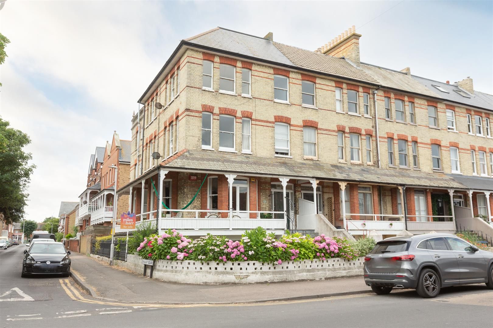 2 bed flat for sale in Westgate Bay Avenue, WestgateOnSea CT8 Zoopla