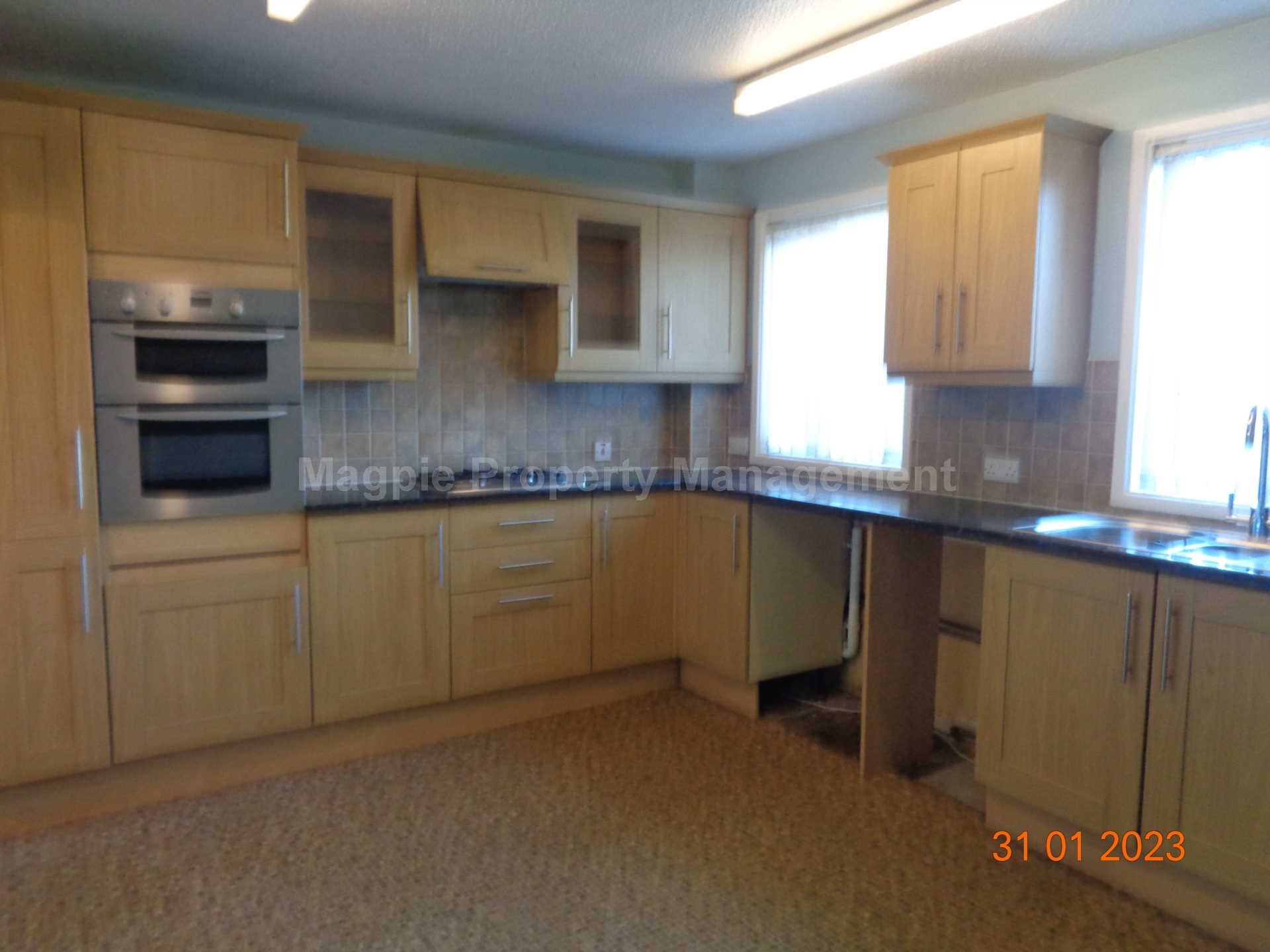 3 bed terraced house to rent in Regents Close, Eaton Socon, St Neots