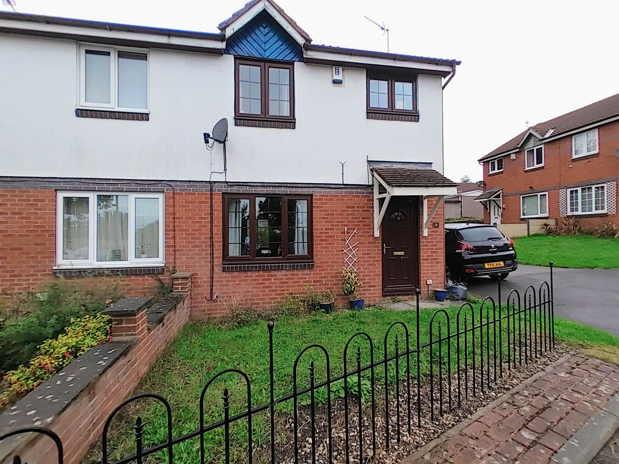 3 bed semidetached house for sale in Swallowfold, Bradford BD8 Zoopla