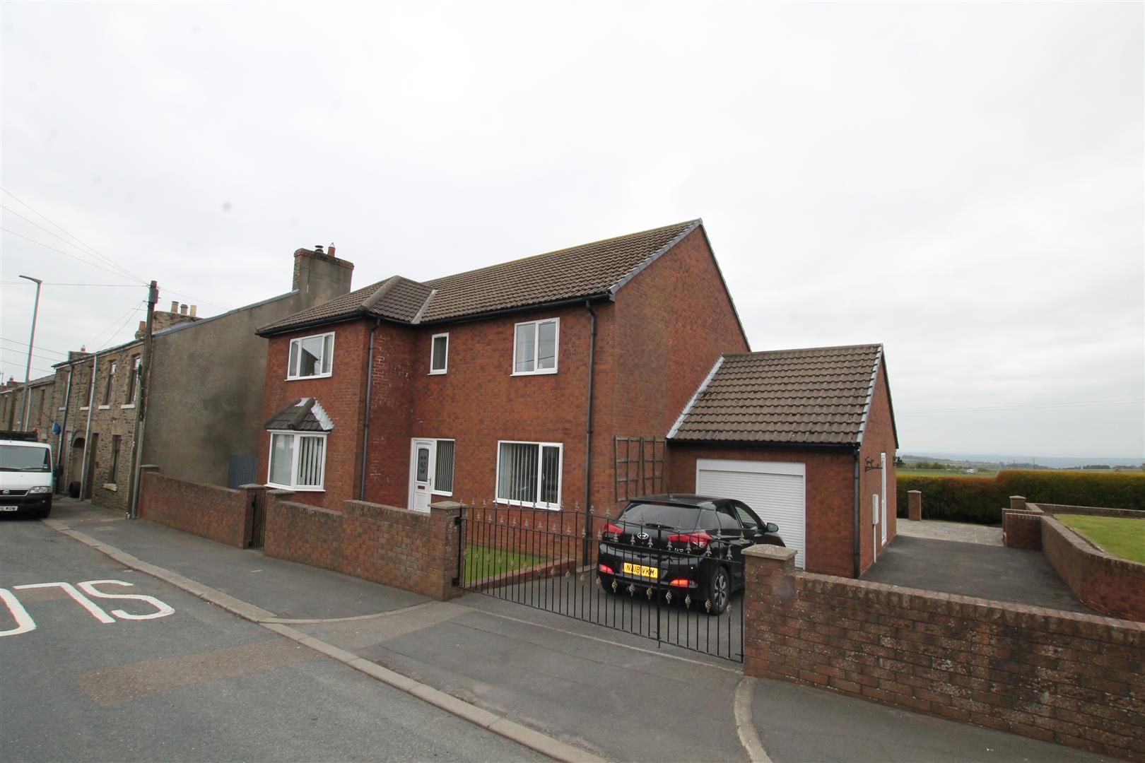 4 bed detached house for sale in Front Street, Sunniside,