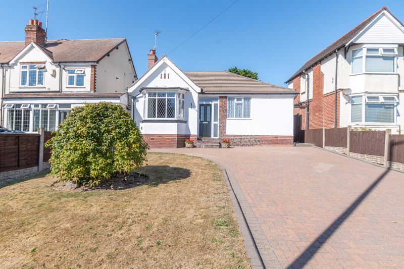 2 bed detached bungalow for sale in Birmingham Road, Enfield, Redditch