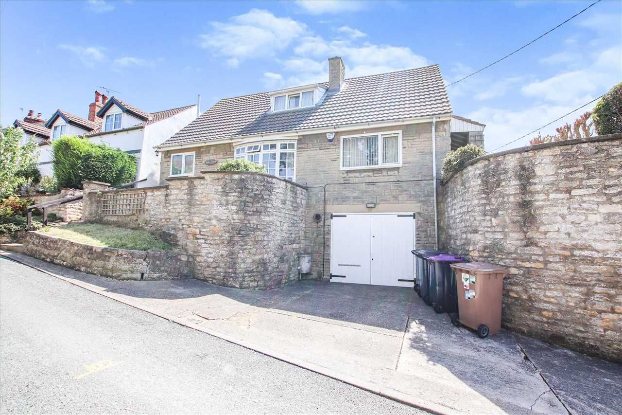 3 bed detached bungalow for sale in Fair View, Far Lane, Waddington LN5