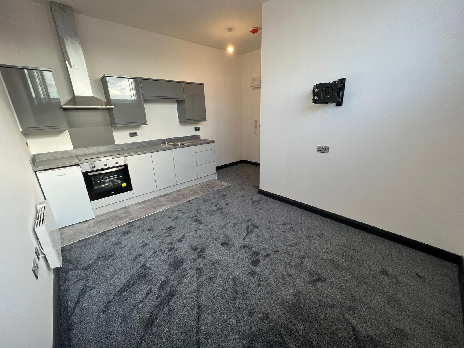 Studio to rent in West Road, Harlow CM20 Zoopla