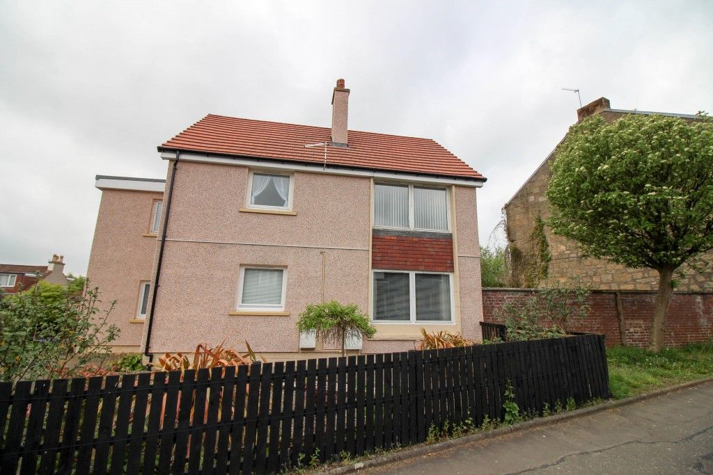 1 Bed Flat To Rent In Wallacestone Brae, Reddingmuirhead, Falkirk FK2 ...