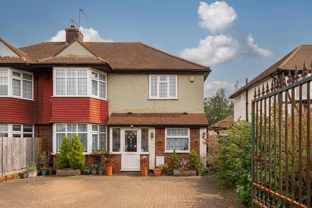 3 bed semidetached house for sale in Robin Hood Way, London SW15 Zoopla