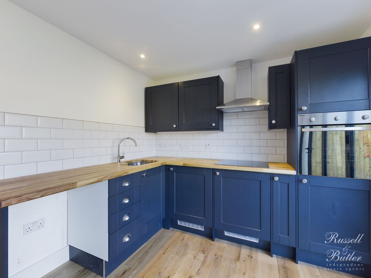 2 bed bungalow for sale in The Maltings, Chackmore, Buckingham MK18