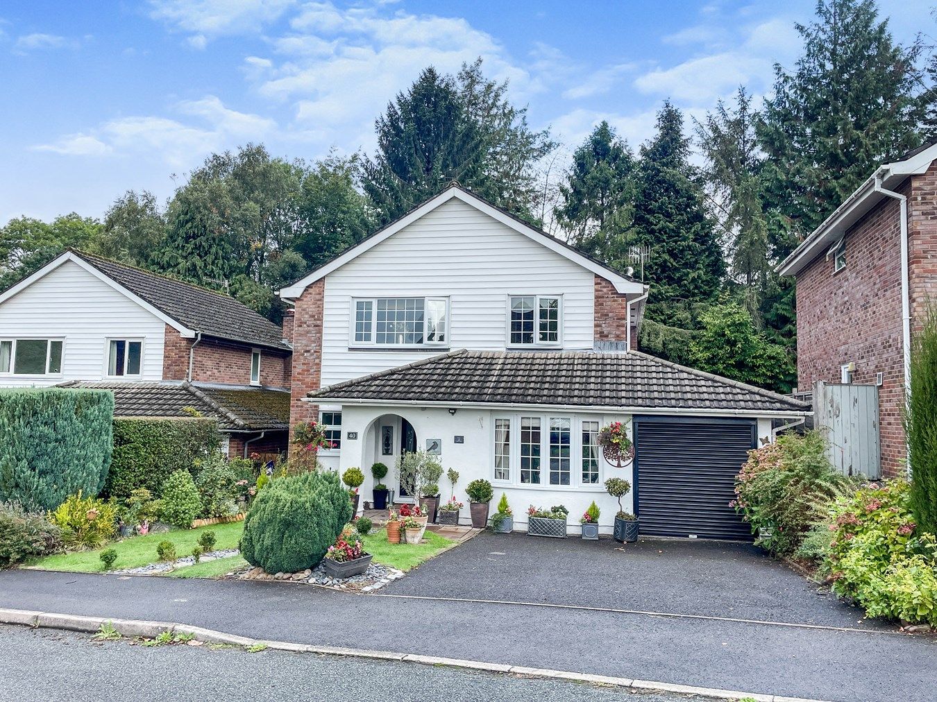 4 bed detached house for sale in Brookfields, Crickhowell NP8 Zoopla