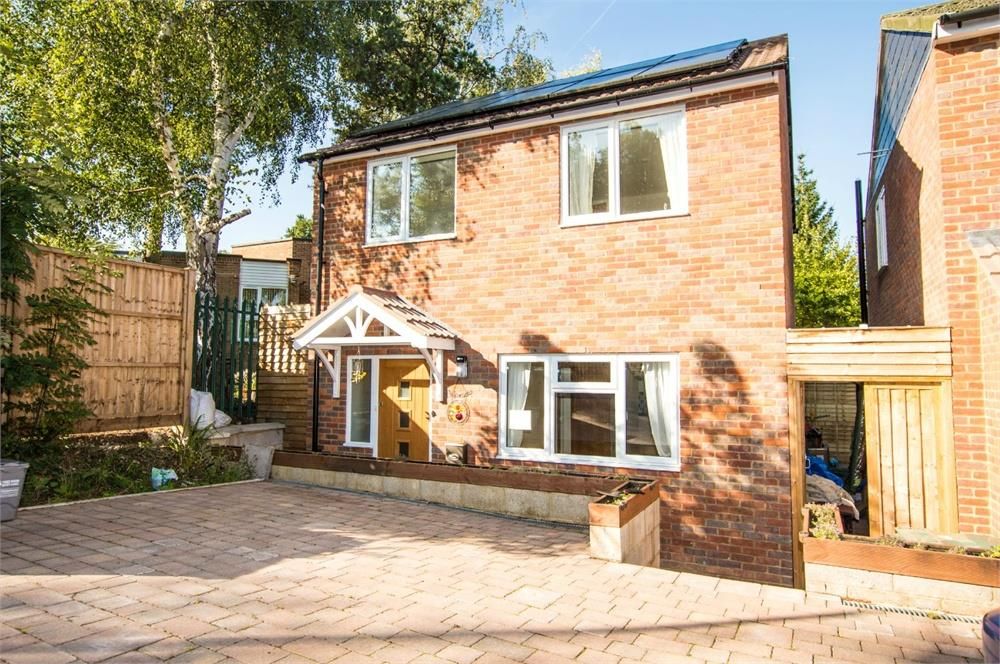 Gosforth Lane, Watford WD19  