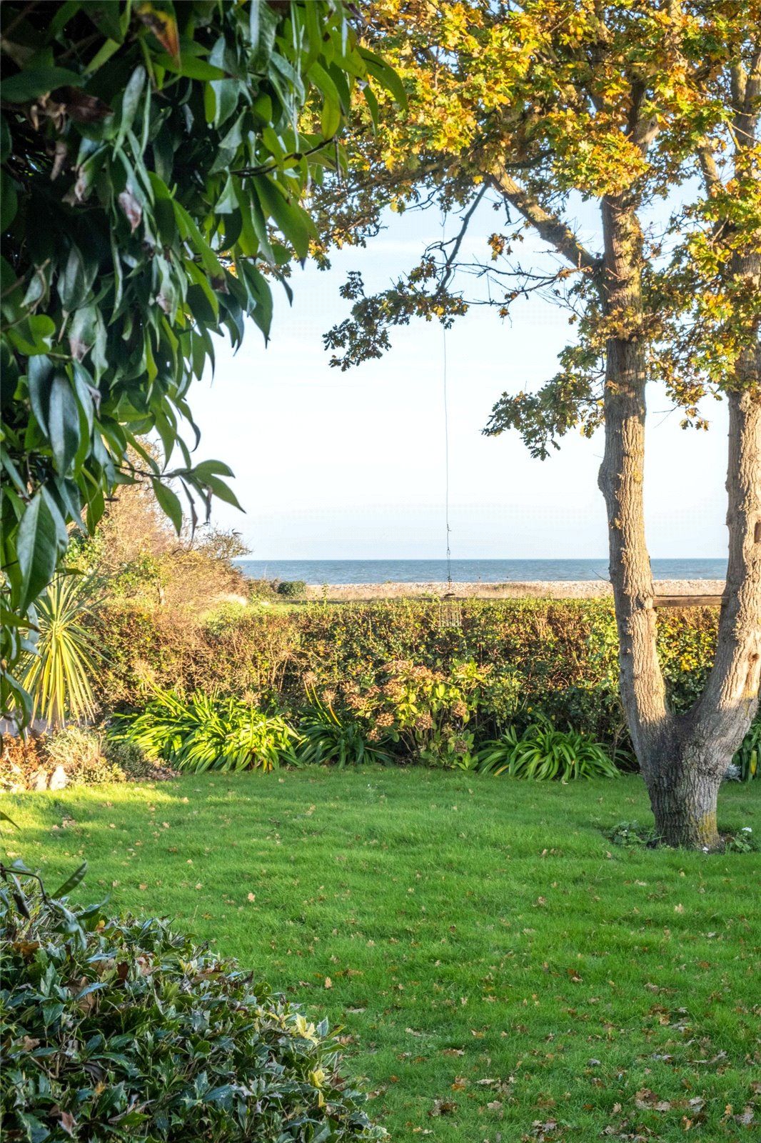 4 bed detached house for sale in East Beach Road, Selsey, Chichester, West Sussex PO20 Zoopla