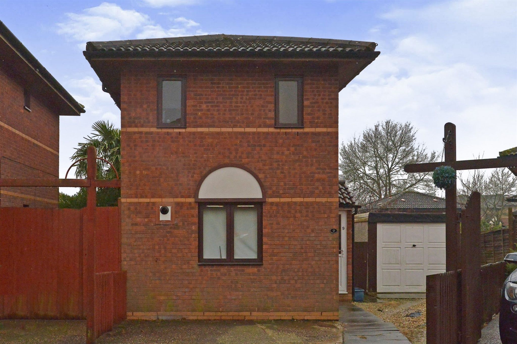 2 bed detached house for sale in Armstrong Close, Crownhill, Milton