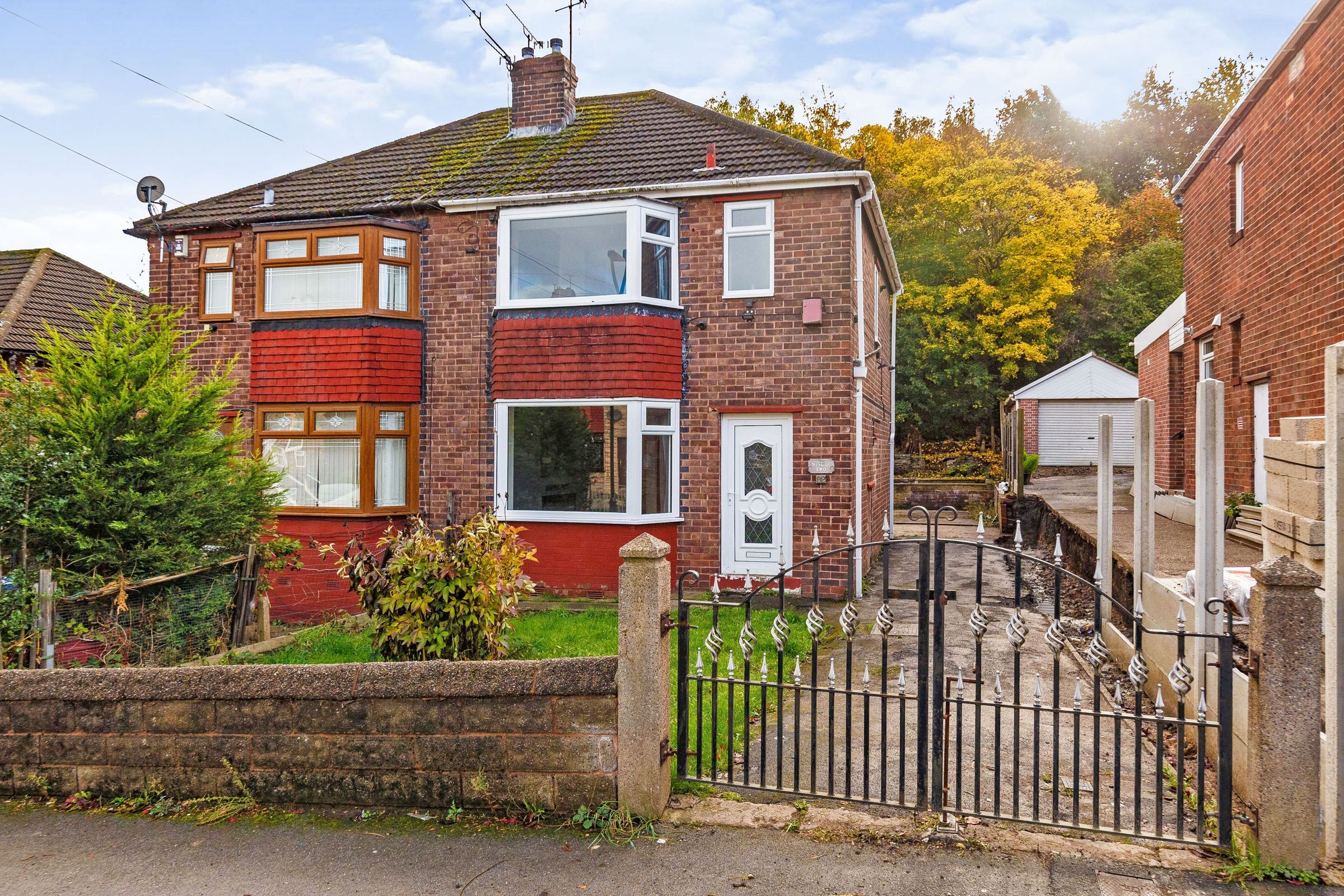 3 bed semidetached house for sale in Whiteways Road, Sheffield S4 Zoopla
