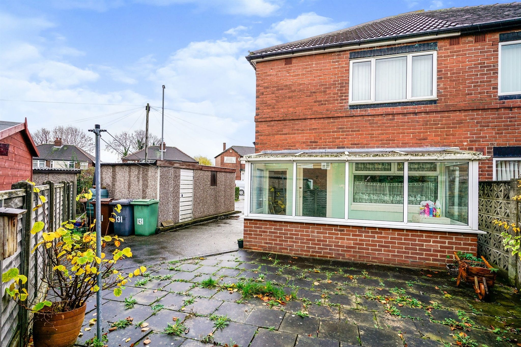 3 bed semidetached house for sale in Pendas Way, Crossgates, Leeds