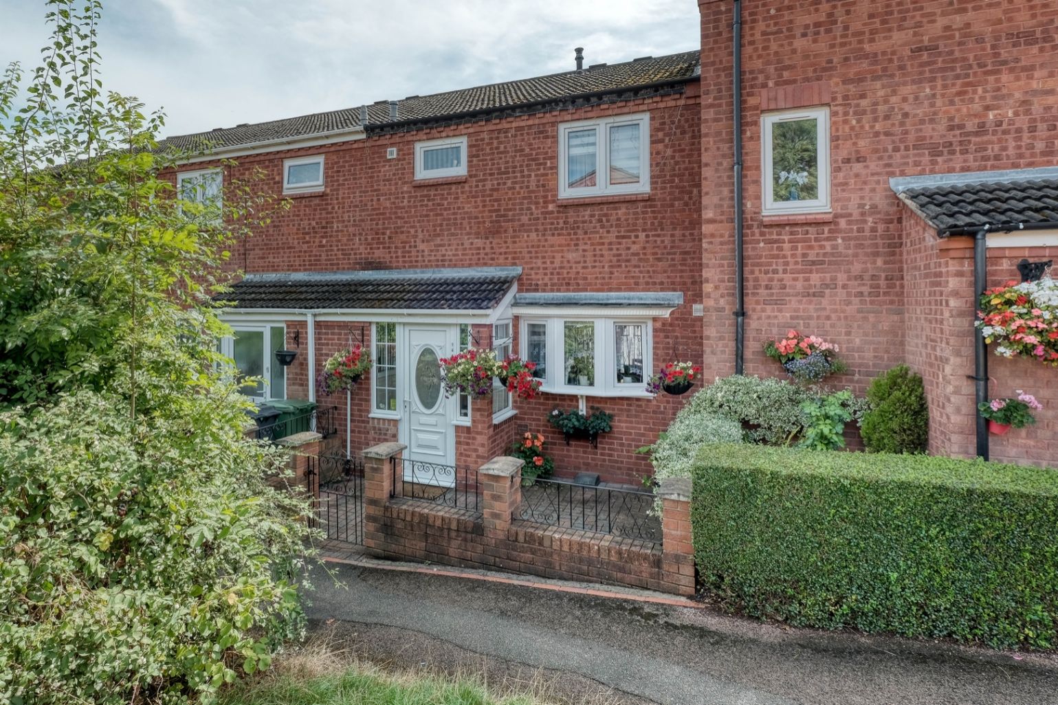 3 bed terraced house for sale in Upper Field Close, Church Hill North, Redditch B98 Zoopla