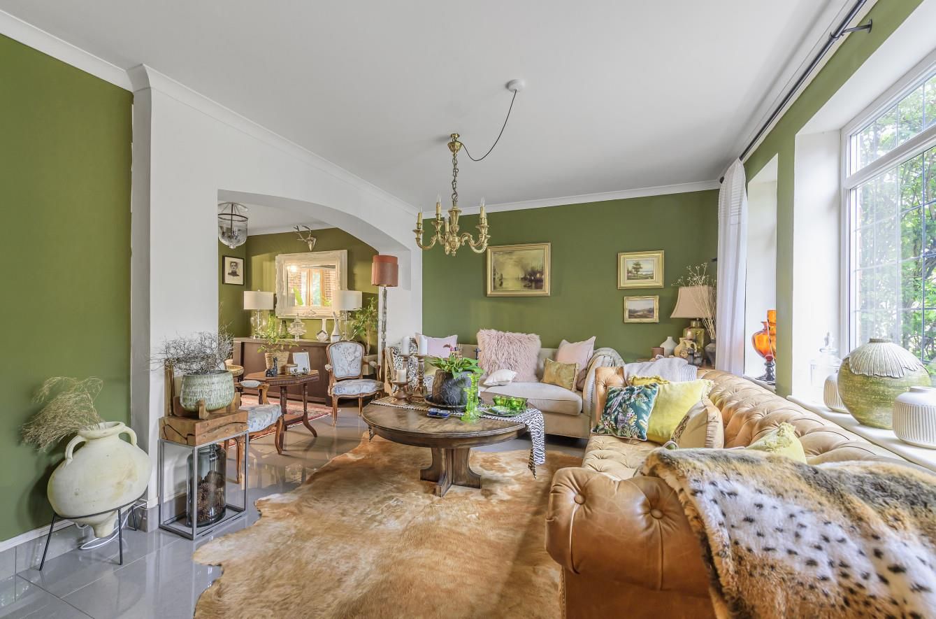 4 bed property for sale in Stanborough Avenue, Borehamwood WD6 Zoopla