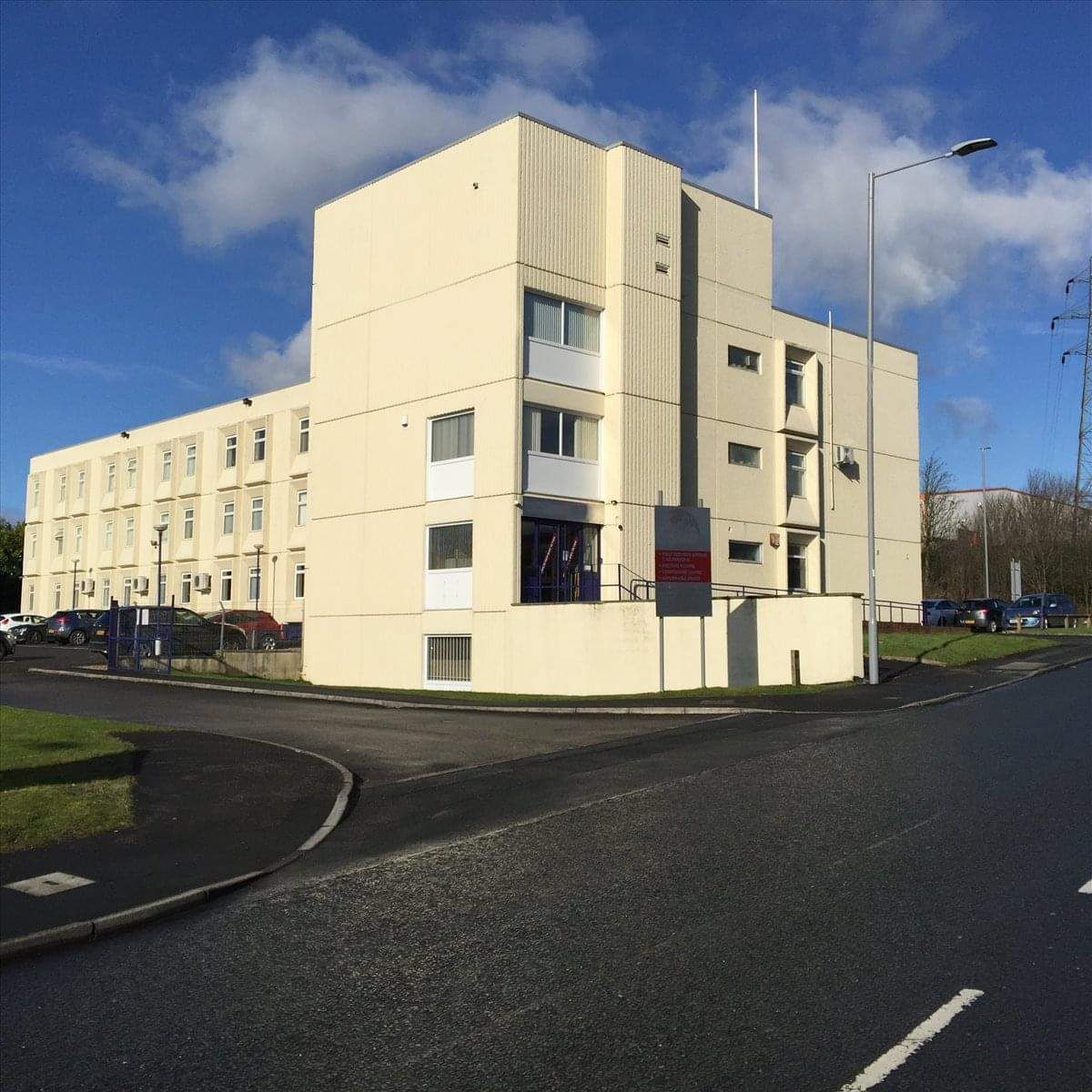 Serviced office to let in Euroway House, Roydsdale Way, Euroway Trading