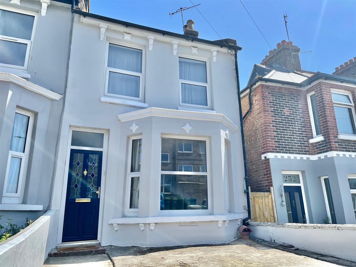 3 bed terraced house for sale in Harold Road, Hastings TN35 Zoopla