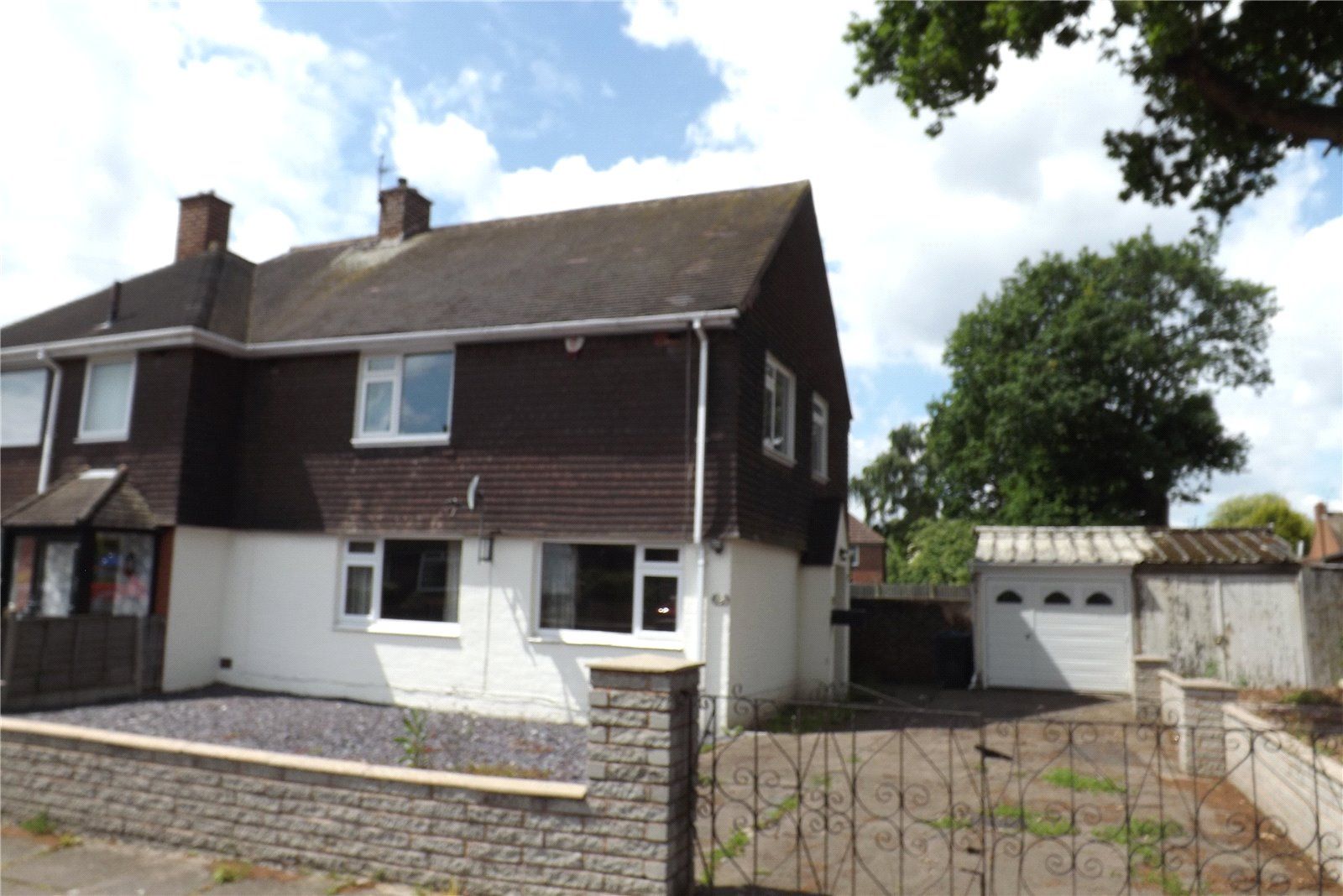 3 bed semidetached house for sale in Gorsefield Road, Birmingham, West